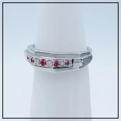 Vista 3 de Dazzlingrock Collection Anillo de boda redondo alternativo con diamantes blancos para él en plata de ley 925