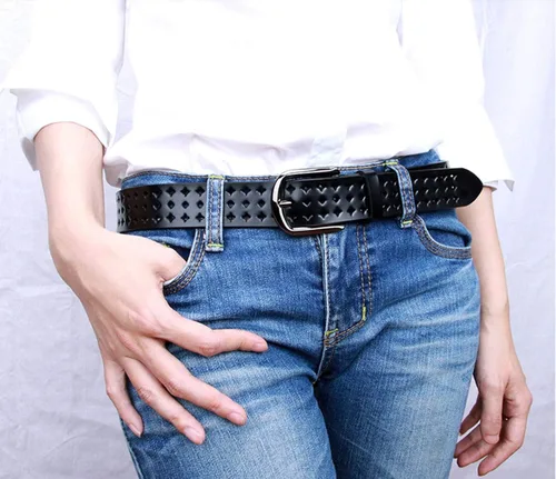 Vista 3 de VONSELY Cinturones de cuero huecos para mujer, cinturones de cuero suave para mujer con hebilla de pin