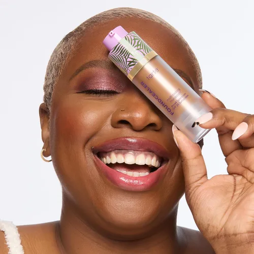 Vista 5 de tarte Babassu Foundcealer Base Dewy - Protector solar SPF 20 de amplio espectro, base y corrector en 1 con SPF, maquillaje vegano para el cuidado