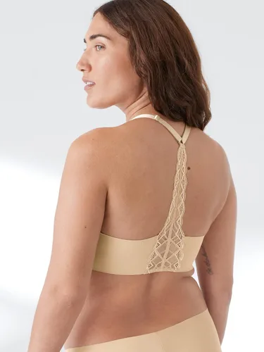 Vista 4 de True & Co Sujetador de espalda cruzada con encaje triangular para mujer