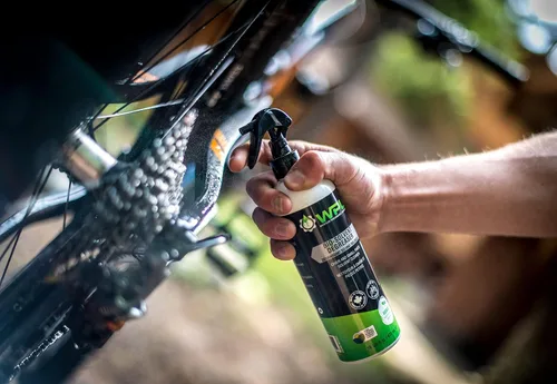 Vista 2 de WPL Desengrasante de bicicleta Bio-Solvente 16.0 fl oz - Limpiador desengrasante de cadena de bicicleta premium con función de pulverización líquida