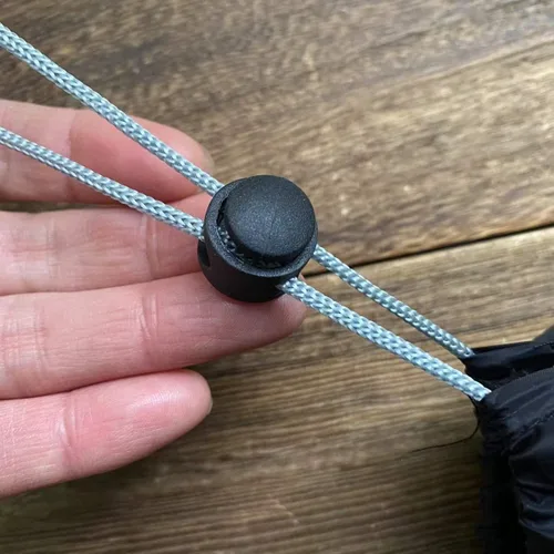 Vista 7 de Paquete de 5 bolsas de almacenamiento con cordón de nailon ultraligero, Negro -, Cordón