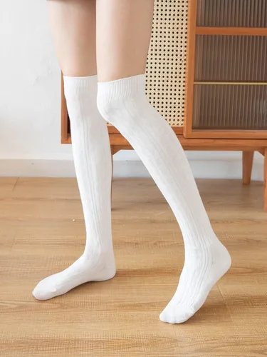 Vista 2 de SHENHE Calcetines opacos hasta el muslo para mujer, calcetines por encima de la rodilla, calentadores de piernas