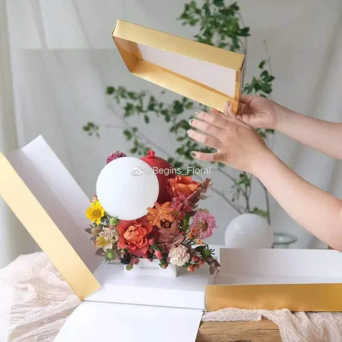 Vista 7 de Caja de regalo de flores sorpresa de explosión de 10 x 10 x 14 pulgadas, para propuesta de matrimonio, fiesta de cumpleaños, Navidad, día de la Rosa