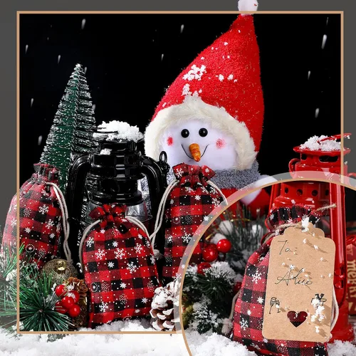Vista 4 de Shappy 48 bolsas de Navidad con cordón, bolsas de dulces de arpillera a cuadros búfalo de Navidad, saco de golosinas de lino, obsequio para fiestas