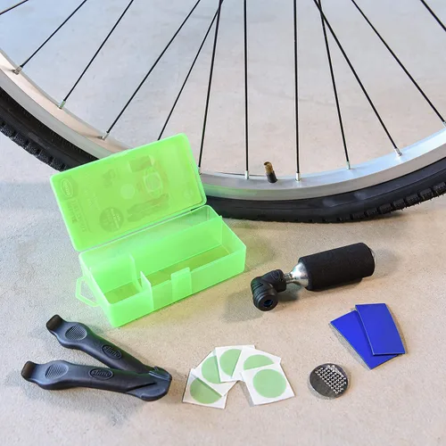 Vista 5 de Slime Deluxe Tire Tackle: Bike Tube Repair & Inflation Kit