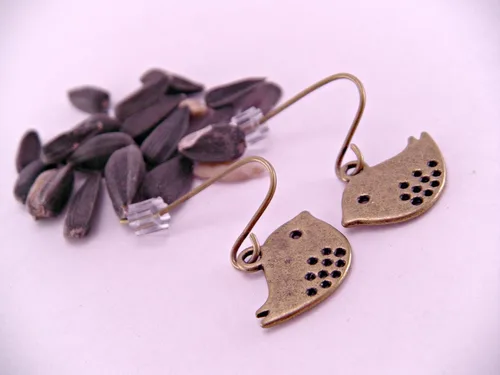 Vista 3 de Brass Mini Purdy Birdie Bird Pierced Earrings