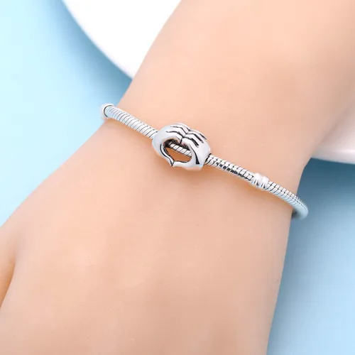 Vista 5 de Dije de plata de ley 925 con corazón en tus manos para pulseras de dijes, idea de regalo de Navidad para el día de la madre, Plata esterlina
