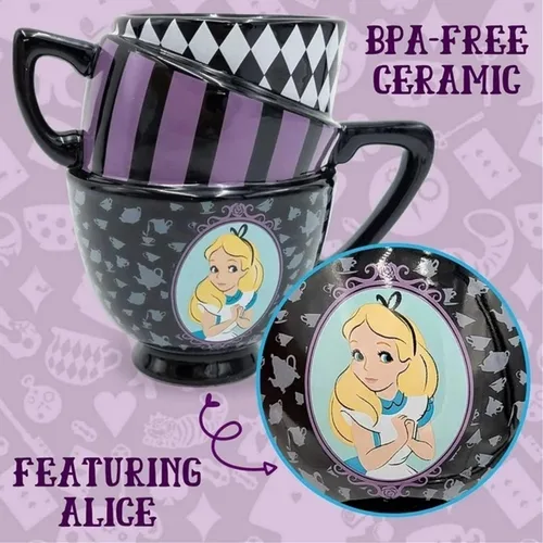 Vista 5 de Silver Buffalo Disney Alicia en el país de las maravillas Taza de té apiladas de cerámica esculpida en 3D, 20 onzas (591.4 ml)