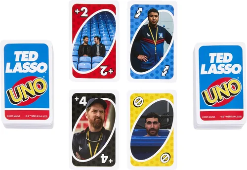 Vista 5 de Mattel Games Juego de cartas UNO Ted Lasso para adolescentes y adultos inspirado en la popular serie para noche de juegos, viajes y camping