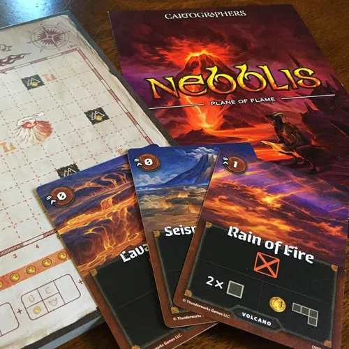 Vista 3 de Cartógrafos: Map Pack 1, Nebblis Expansión para el galardonado juego de dibujo de mapas Juego de mesa de estrategia Flip and Write Fantasy