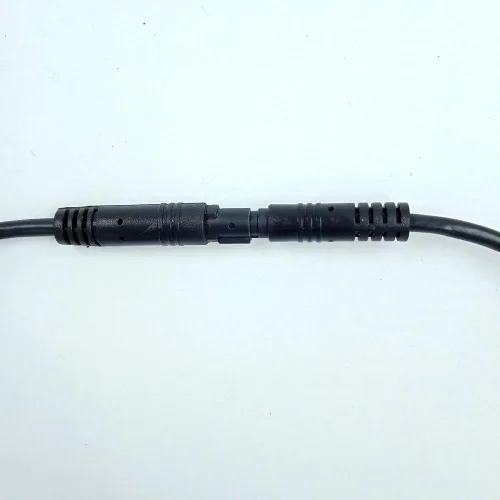 Vista 5 de Cable de extensión de cámara de respaldo 5P de 16.5 pies