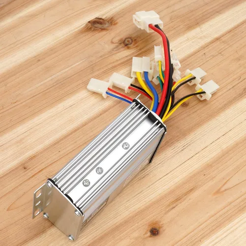 Vista 5 de Controlador 36v 1000w para scooter de motor eléctrico cepillado con terminal de conector de batería blanco