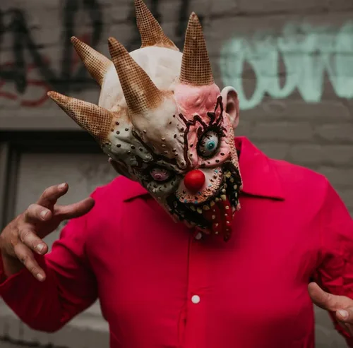 Vista 4 de Máscara de payaso aterrador para adultos de Deja Boo, diseño único de máscara de Halloween espeluznante, disfraces realistas de primera calidad