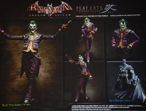 Vista 2 de SDCC Joker Play Arts Kai - Figura exclusiva de edición limitada en blanco y negro Batman Dark Knight