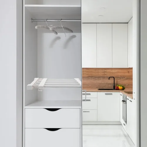 Vista 6 de Divisor de estante de almacenamiento retráctil para armario, armario, cocina y baño, organizador que ahorra espacio con fácil instalación