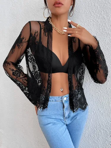 Vista 3 de SheIn Blusa de manga larga con encaje transparente floral para mujer cuello frontal con botones