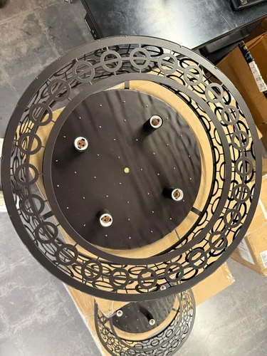 Vista 3 de Kira Home Brielle - Lámpara de techo moderna de 15 pulgadas, pantalla de metal geométrico glamorosa de 4 luces con cristales en cascada, acabado