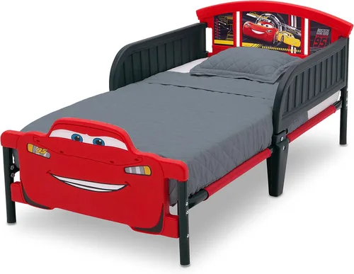 Vista 4 de Delta Children - Cama infantil con estribo 3D, Disney/Pixar Cars 3 y Delta Children Disney Minnie Mouse 6 cubos de diseño y almacenamiento