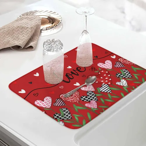 Vista 5 de Tapete de secado floral de corazón para el día de San Valentín para encimera de cocina, tapete absorbente de microfibra para escurridor