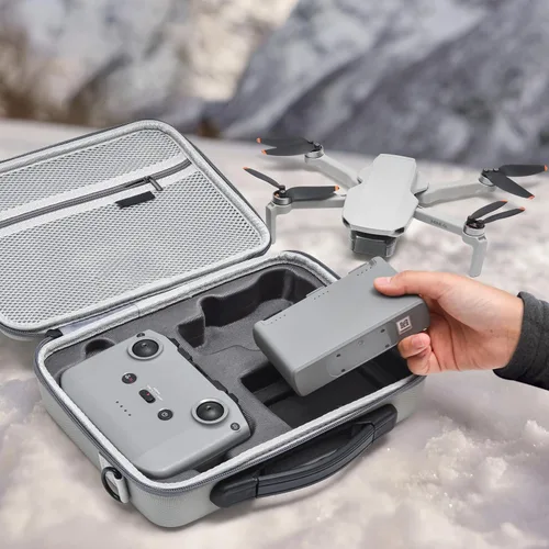 Vista 7 de Tomat Funda de transporte para DJI Mini 4K/Mini2/Mini 2SE Fly More Combo, bolsa de viaje portátil puede almacenar 1 concentrador de carga y 3