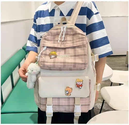 Vista 3 de Mochila Kawaii a cuadros para mujer, 5 unidades, con colgante de oso, bolsa de libros para el regreso a clases, bolsa de viaje casual, Rosado