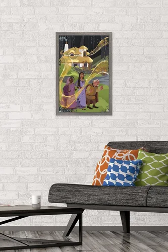 Vista 2 de Trends International Disney Wish - Póster de collage 1 (familiar), 14.72 x 22.37 pulgadas, versión enmarcada de madera de granero