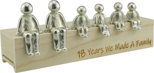 Vista 4 de Pirantin Idea del 18 aniversario – 18 años hicimos un adorno de metal familiar – Elige tu combinación familiar (1 niño)