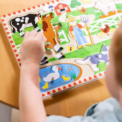Vista 5 de Melissa & Doug - Rompecabezas con sonido (8 piezas), Granja de McDonald's, Multicolor