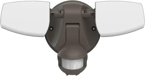 Vista 14 de HALO Luz LED de inundación y seguridad para exteriores, activada por movimiento, del atardecer al amanecer, 1420 lúmenes, bronce