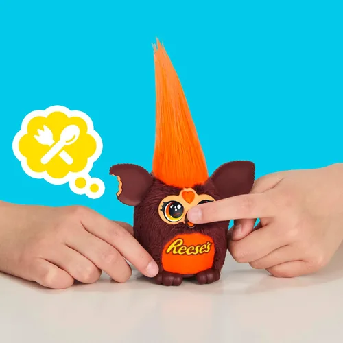 Vista 5 de FURBY Furblets REESE'S - Taza de mantequilla de maní pequeña de felpa electrónica de 3 pulgadas, juguetes de caramelo para niños de 6 años