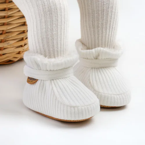 Vista 43 de Botines de forro polar para bebés, niños y niñas, pantuflas antideslizantes con agarre suave, zapatos de calcetín para recién nacidos, cuna
