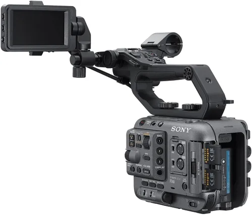 Vista 3 de Sony ILME-FX6 Cámara de Línea Cinematográfica de Fotograma Completo Up to 4:2:2 10-bit5 QFHD 4K 120p, FHD 240p, DCI up to 60p, 3840 Pixels, Image