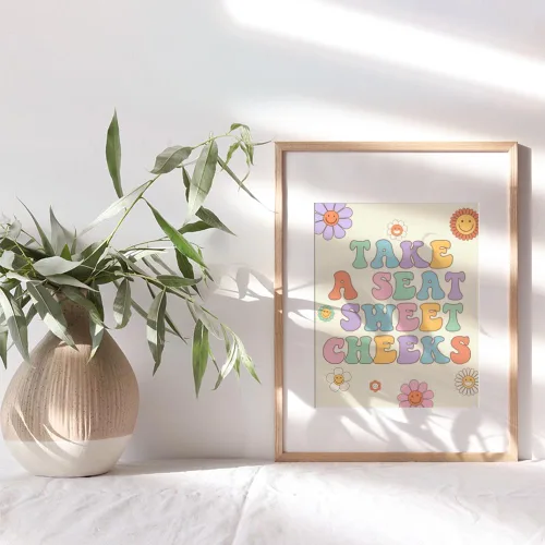 Vista 9 de Sweet Cheeks - Decoración de baño para mujer, diseño retro de los años 70, divertida decoración de baño, bonita decoración de pared de baño con cara
