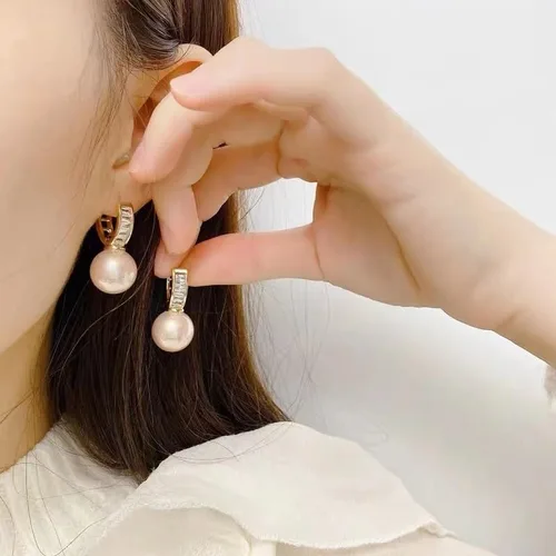 Vista 3 de LANFUNI Aretes de aro de perlas, aretes de gota de perlas para mujer, aretes brillantes de moda, joyería de Stament
