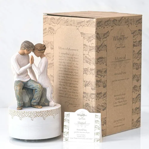 Vista 6 de Willow Tree Around You - Figura musical esculpida pintada a mano Plays a Melody, Designed by Artist Susan Lordi, Sentiment on Enclosure Card