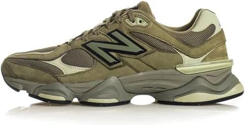 Vista 51 de New Balance Men's 9060 Sneakers beige gris