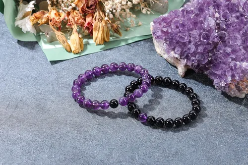 Vista 2 de Jovivi 2 pulseras elásticas de piedra curativa de obsidiana negra y amatista de 0.315 pulgadas, hechas a mano, piedras preciosas redondas naturales