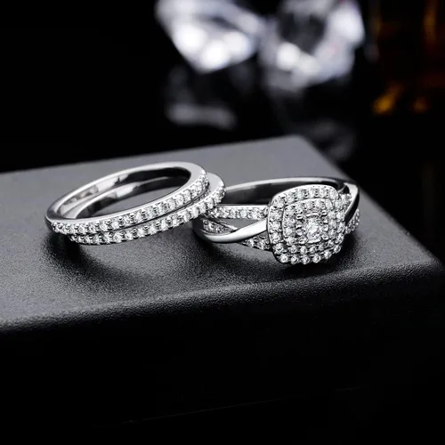 Vista 3 de MDFUN Juego de anillos de compromiso cuadrados con halo de boda, anillo de compromiso chapado en oro blanco de 18 quilates, anillo de eternidad