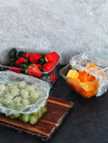 Vista 2 de CoverMate Fundas elásticas para alimentos, tamaños surtidos, 48 cubiertas totales