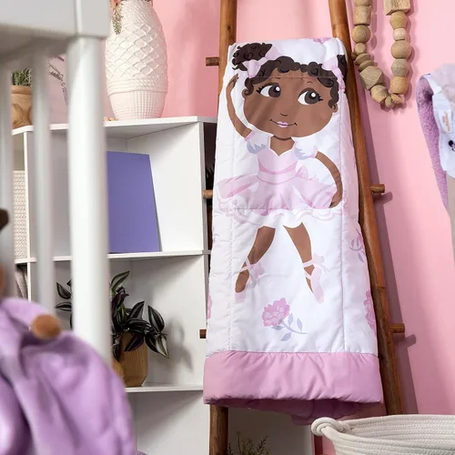 Vista 6 de Little Muffincakes Zhara Manta acolchada para niños pequeños, estampado de bailarina y flores, 42.0 x 34.0 pulgadas, 18 meses en adelante, rosa