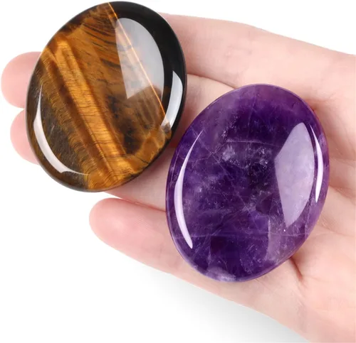 Vista 10 de YATOJUZI Juego de 4 piedras ovaladas para preocupación del pulgar, 7 chakras, amatista, cuarzo rosa, ojo de tigre, piedras naturales talladas a