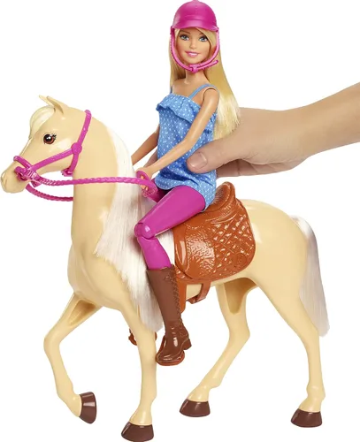 Vista 4 de Barbie Playset con muñeca rubia de moda en atuendo de montar y caballo castaño claro con silla, brida y riendas (exclusivo de Amazon)