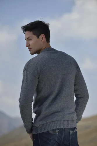 Vista 4 de Gamboa Alpaca Sweater for Men Light and Softness Wool Pullover Crewneck Knitted Fall Winter Sweaters