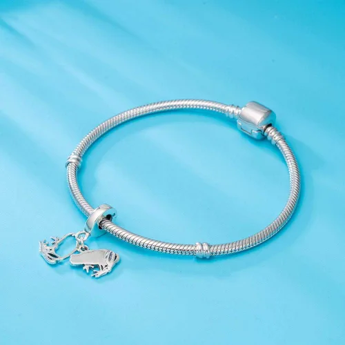 Vista 6 de Hang Charm - Zapatilla de tacón alto de plata de ley 925, bandera de Puerto Rico, cuerno italiano rojo, cuentas colgantes de cinta de supervivientes