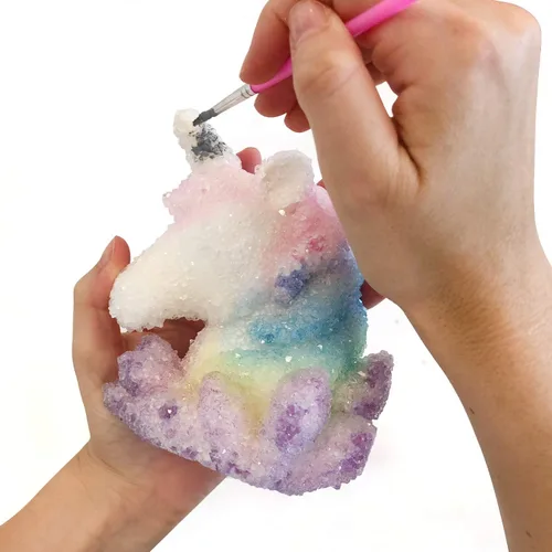 Vista 4 de Just My Style YOU*niverse Crystal Growing Accessories by Horizon Group USA, kit STEM para niñas, diseño de 8 accesorios de cultivo de cristal y haz