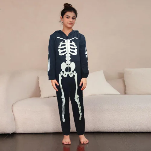 Vista 3 de Pijamas de Halloween a juego para la familia, divertido esqueleto impreso con cremallera pijamas Halloween cosplay disfraz para hombresmujeresniños