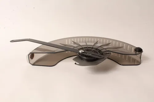 Vista 3 de Protector de hoja de repuesto para modelos de sierra ingletadora Ryobi TSS121, TSS121T, TSS120L - 089240023710