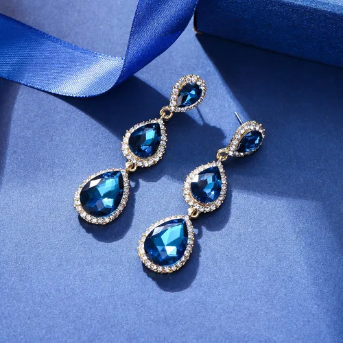 Vista 34 de EleQueen Pendientes de cristal austriaco en tono dorado para mujer, forma de pera de 2.5 pulgadas, color esmeralda