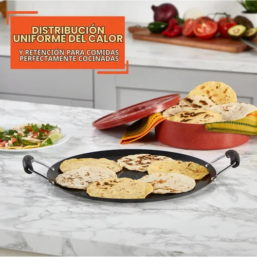 Vista 5 de IMUSA USA, Comal Grande Redondo de Acero al Carbono Negro con Asas de Baquelita, 14" Revestimiento de superficie antiadherente, asas de baquelita